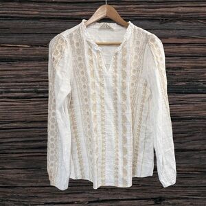 Savanna Jane White and Gold Ruffled Puff Sleeve Blouse